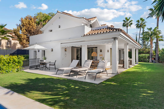 Villa renovada en Nueva Andalucía