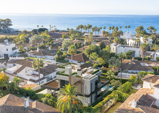 Villa de lujo a 300 m de la playa en Los Monteros | 6 dormitorios