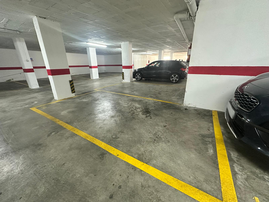 Plaza de garaje en pleno centro – Excelente ubicación
