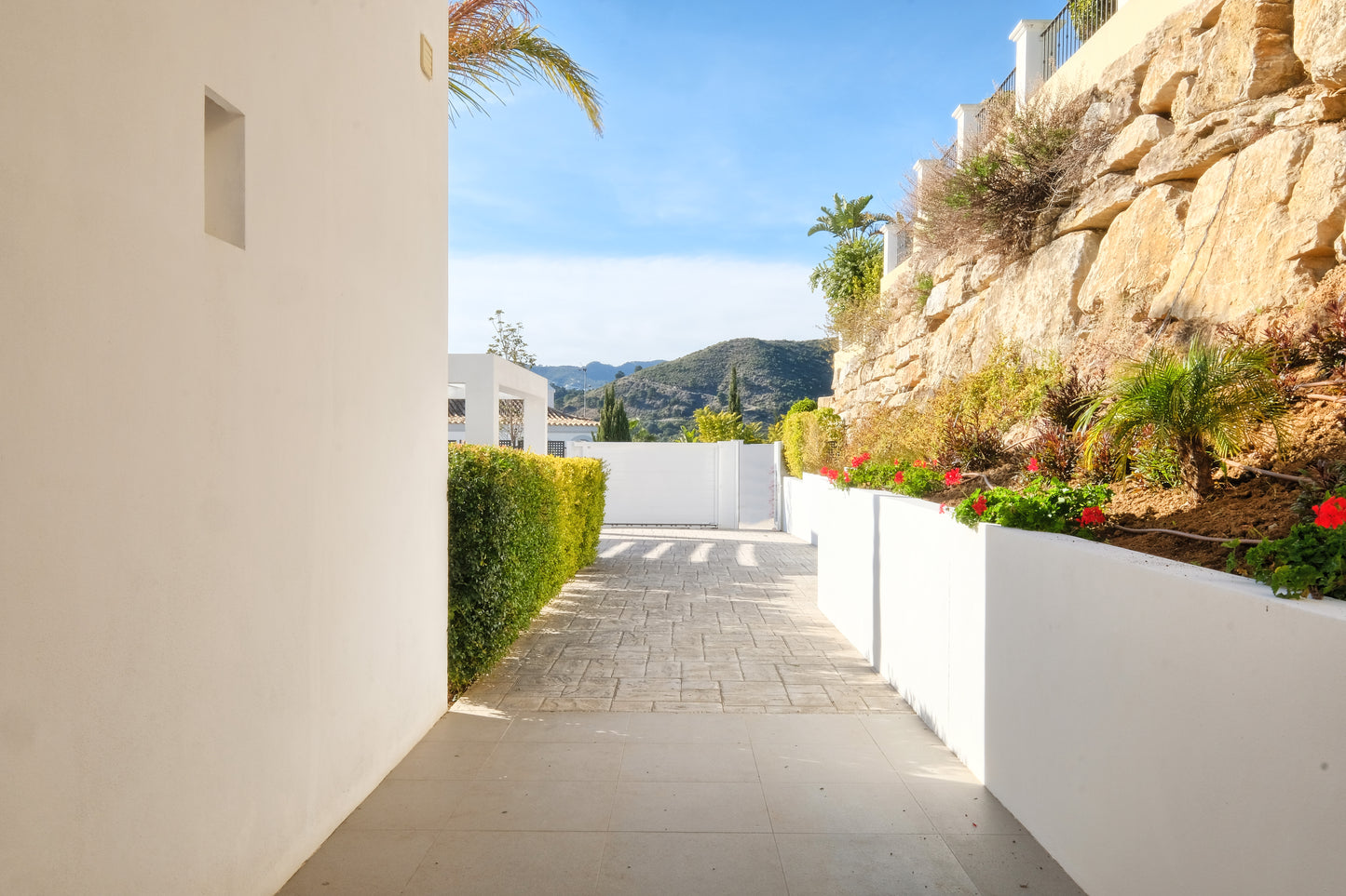 Exclusiva villa de obra nueva junto al campo de golf en Puerto del Capitán