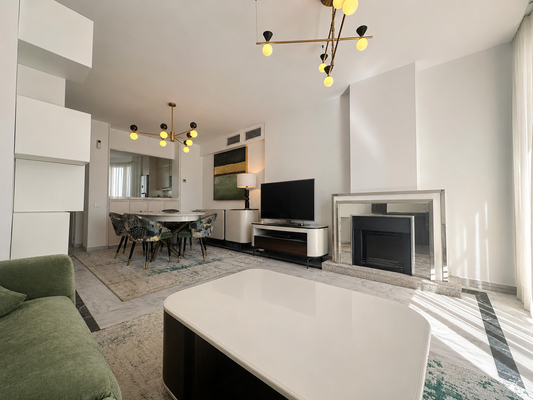 Elegante dúplex con terraza y vistas al mar a pasos de la playa