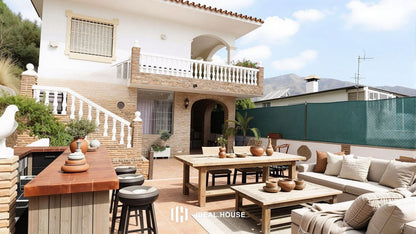 Apartamento en planta baja de una villa