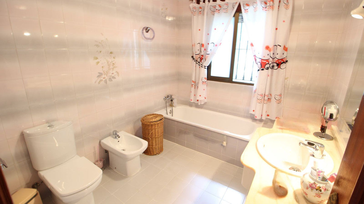 Apartamento en planta baja de una villa