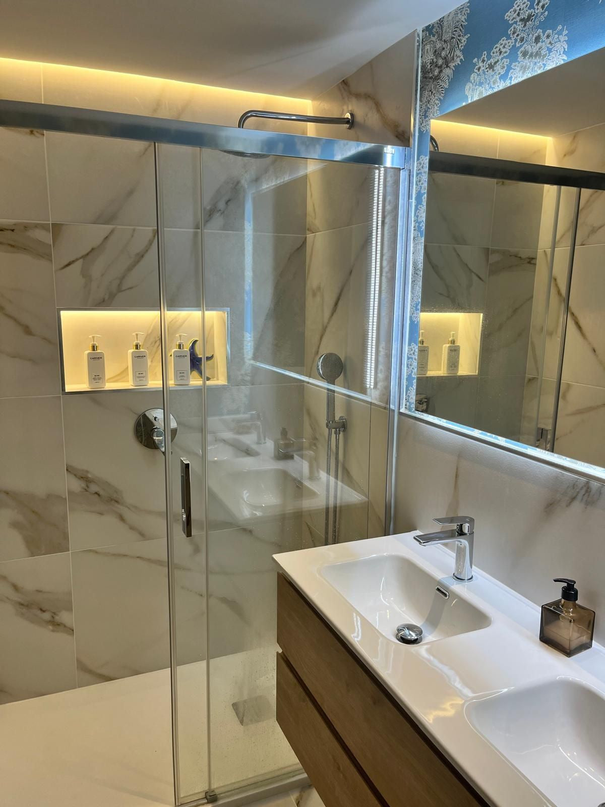 Apartamento reformado con terraza y licencia turística en Marbella | Alta rentabilidad