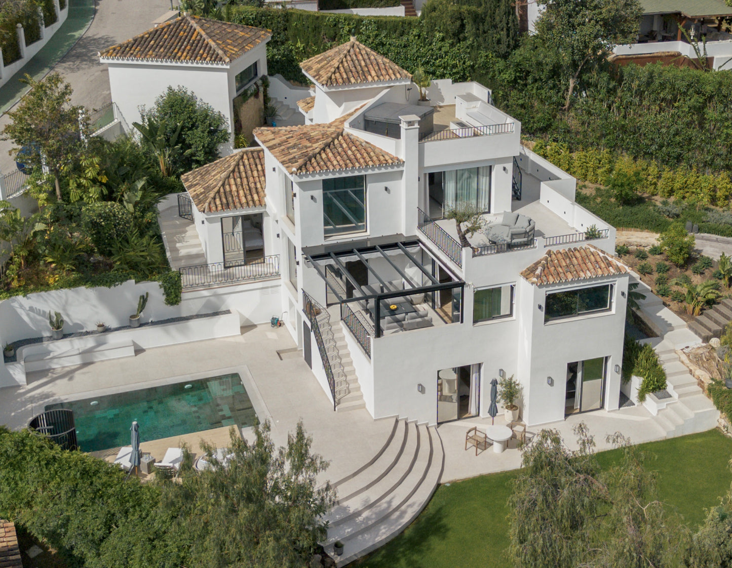 Villa renovada en Nueva Andalucía