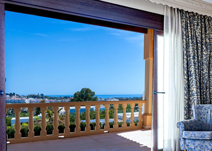 Villa de lujo en venta en La Quinta Golf con vistas al mar y privacidad total