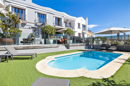 Adosada de 5 habitaciones con piscina privada