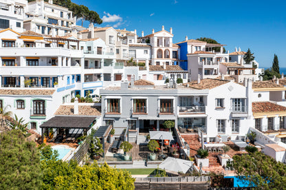 Adosada de 5 habitaciones con piscina privada