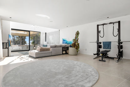 Villa contemporánea situada en la prestigiosa urbanización La Alquería, Benahavís.