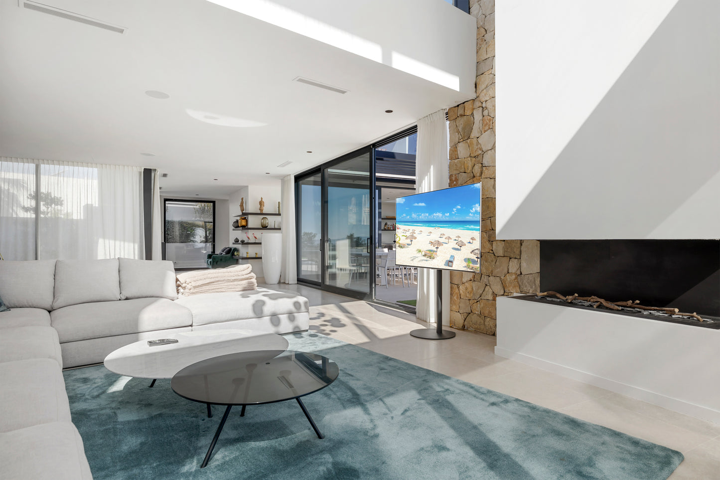 Villa contemporánea situada en la prestigiosa urbanización La Alquería, Benahavís.