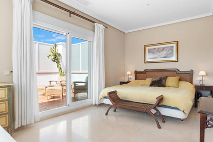 Villa en el Paraiso Alto