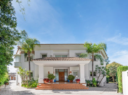 Villa en el Paraiso Alto