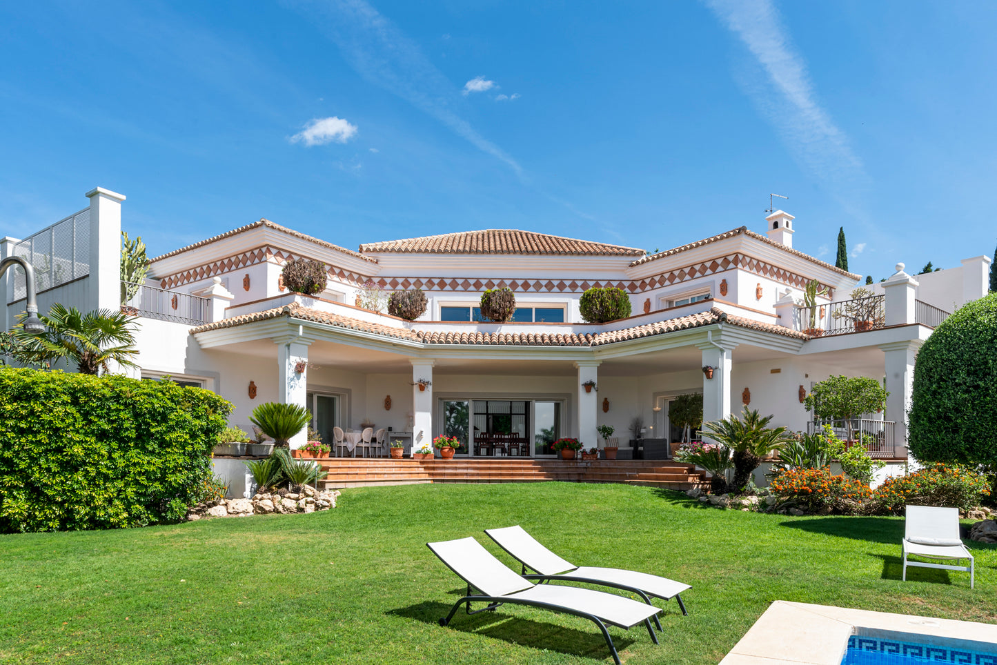 Villa en el Paraiso Alto