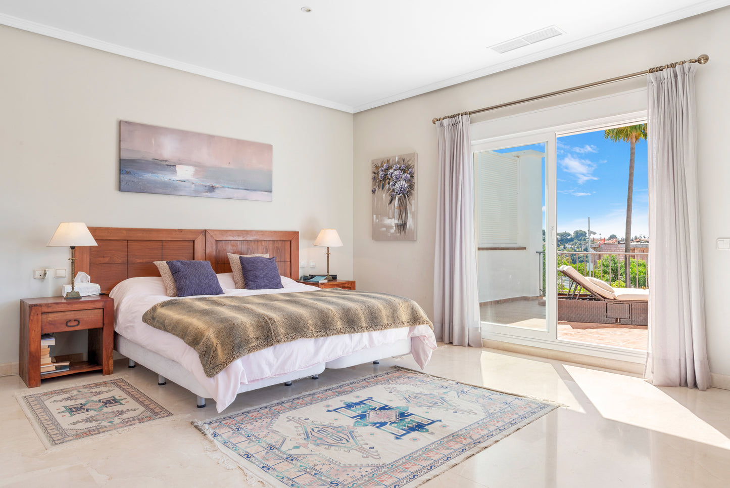 Villa en el Paraiso Alto
