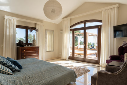 Villa de estilo andaluz en el Rosario