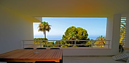 Apartamento de lujo en venta en Río Real, Marbella – 3 dormitorios, vistas al mar, garaje y zonas comunes exclusivas