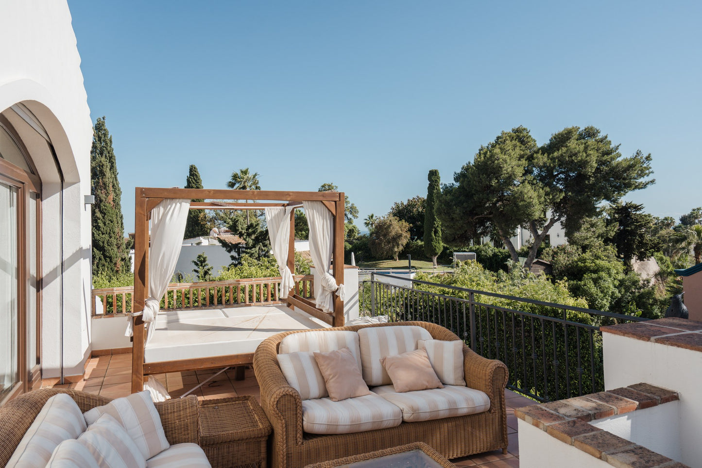 Villa de estilo andaluz en el Rosario