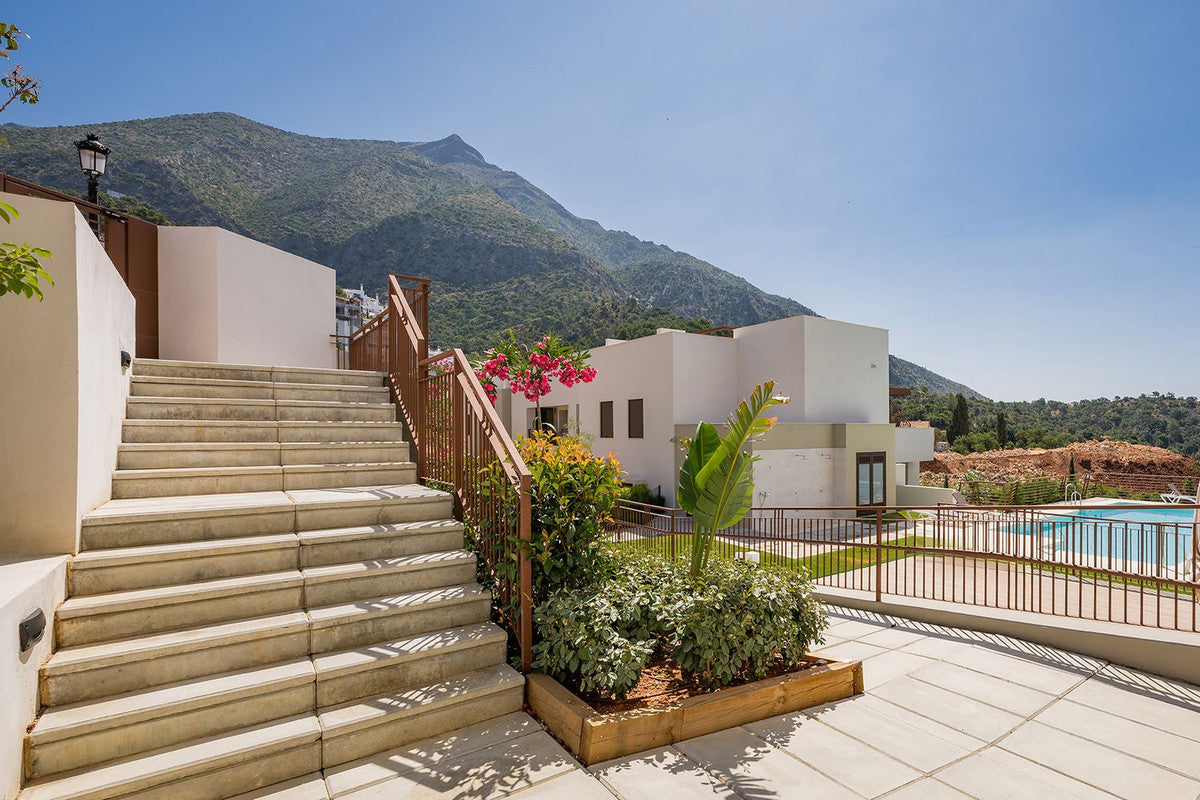Exclusivo ático cerca de Puerto Banús
