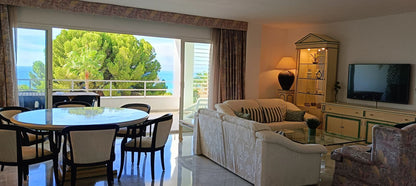 Apartamento de lujo en venta en Río Real, Marbella – 3 dormitorios, vistas al mar, garaje y zonas comunes exclusivas