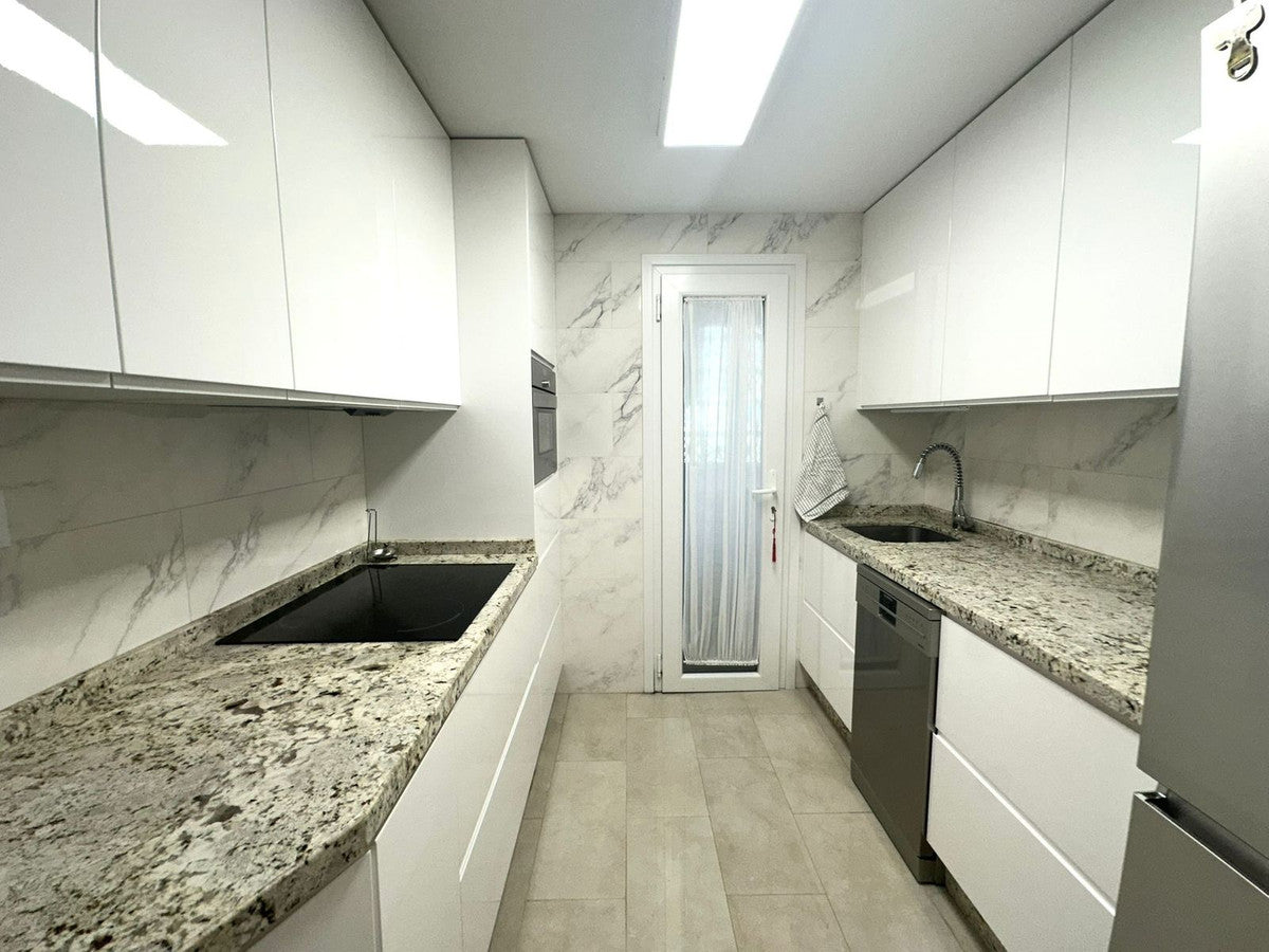 Apartamento reformado con terraza de 70 m²