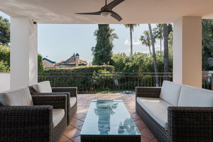 Villa de estilo andaluz en el Rosario