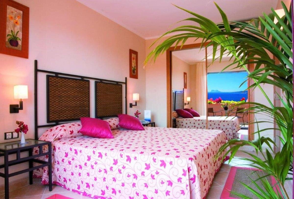 Apartamento Reformado en Marbella Centro | Terraza de 60 m² a Pocos Metros del Paseo Marítimo