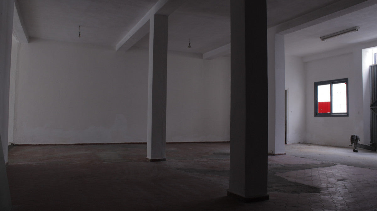 Local Comercial en San Pedro Alcántara | Área de Garaje y Opción de Cambio a Vivienda