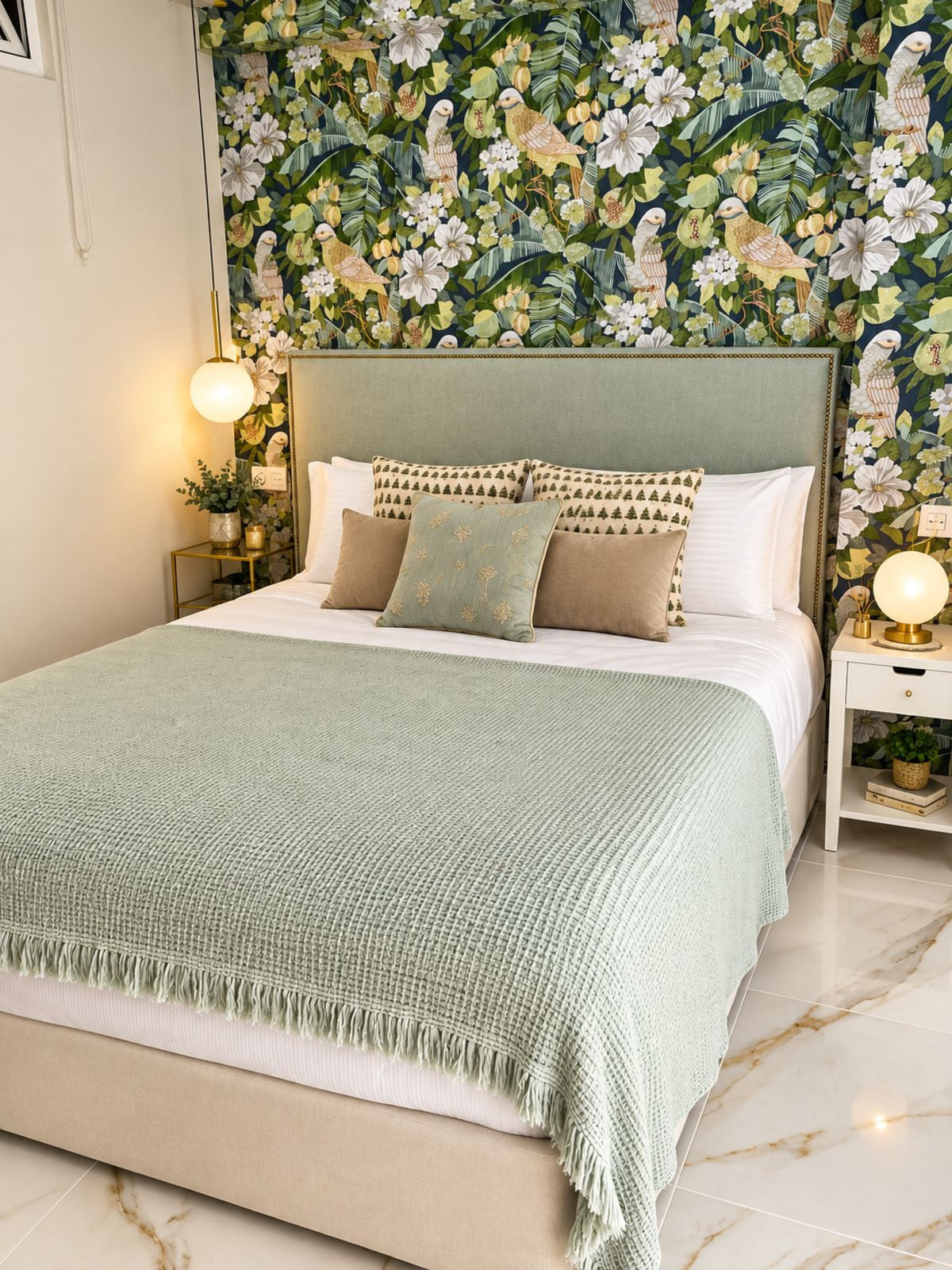 Apartamento reformado con terraza y licencia turística en Marbella | Alta rentabilidad