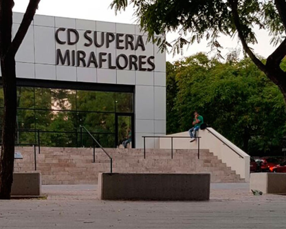 Plaza de Garaje Amplia en Venta en Centro de Marbella – Edificio Parque Miraflores