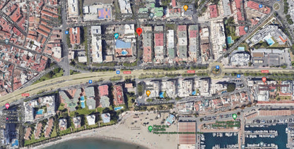 Local Comercial en Marbella Centro | 42 m² en Esquina con Opción de Cambio a Vivienda