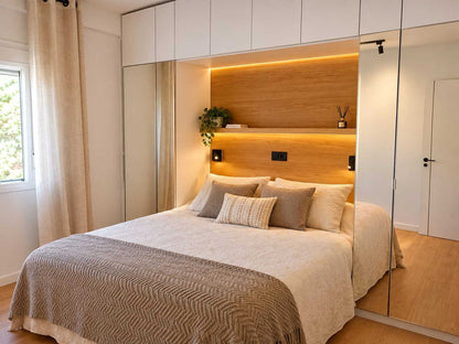 Apartamento reformado en planta alta con terraza soleada, vistas despejadas y piscina comunitaria