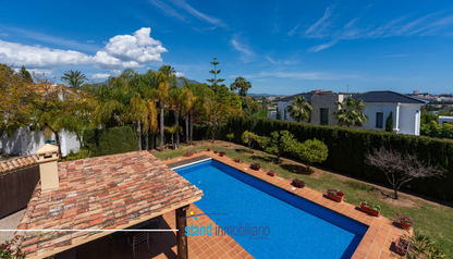 Villa de lujo en venta en La Quinta Golf con vistas al mar y privacidad total