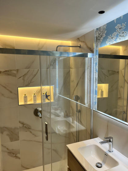 Apartamento reformado con terraza y licencia turística en Marbella | Alta rentabilidad