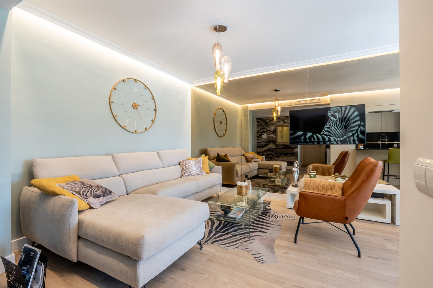 Apartamento Totalmente Reformado en Lorcrimar, Nueva Andalucía.