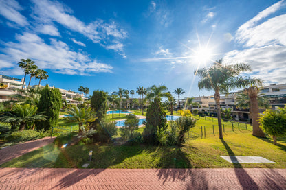 Apartamento Totalmente Reformado en Lorcrimar, Nueva Andalucía.