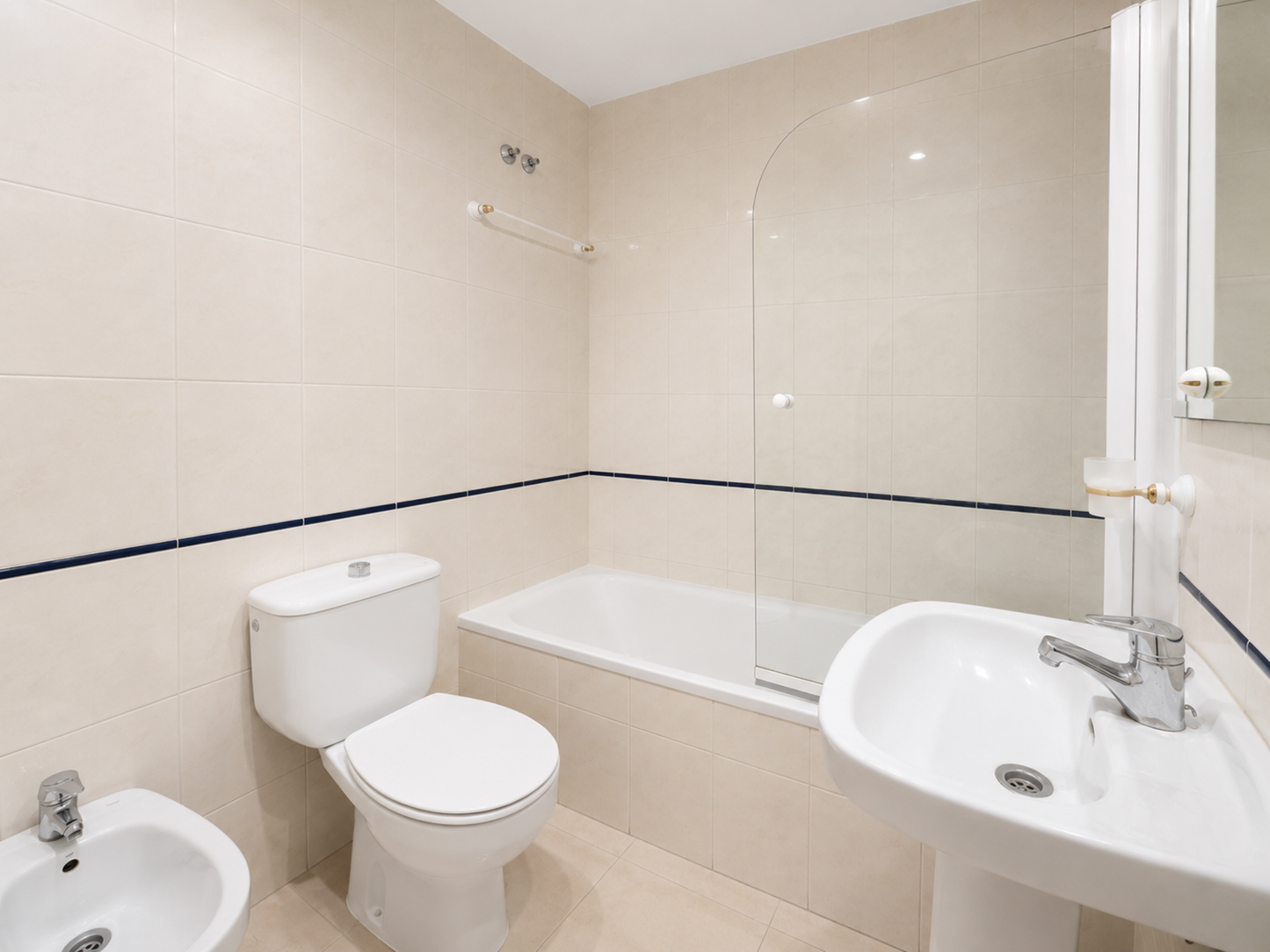 Apartamento con vistas al mar, 4 habitaciones y garaje