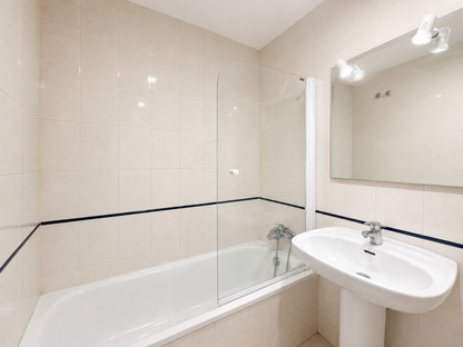 Apartamento con vistas al mar, 4 habitaciones y garaje