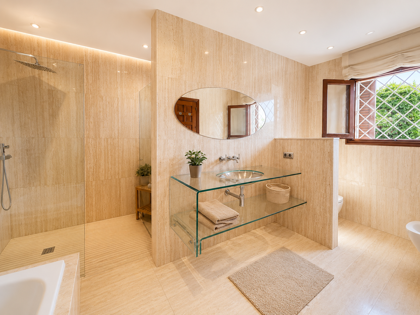 Villa Exclusiva en Río Real – Los Monteros, Marbella | STAND INMOBILIARIO
