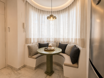 Elegante dúplex con terraza y vistas al mar a pasos de la playa