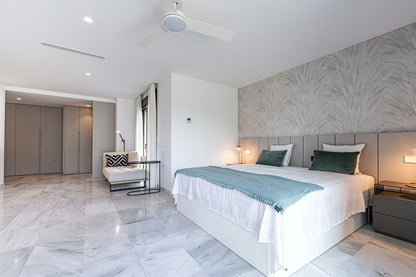 Moderna villa de lujo en el centro de Marbella, ubicada en la exclusiva zona residencial de La Merced. PROPIEDAD EN EXCLUSIVA.