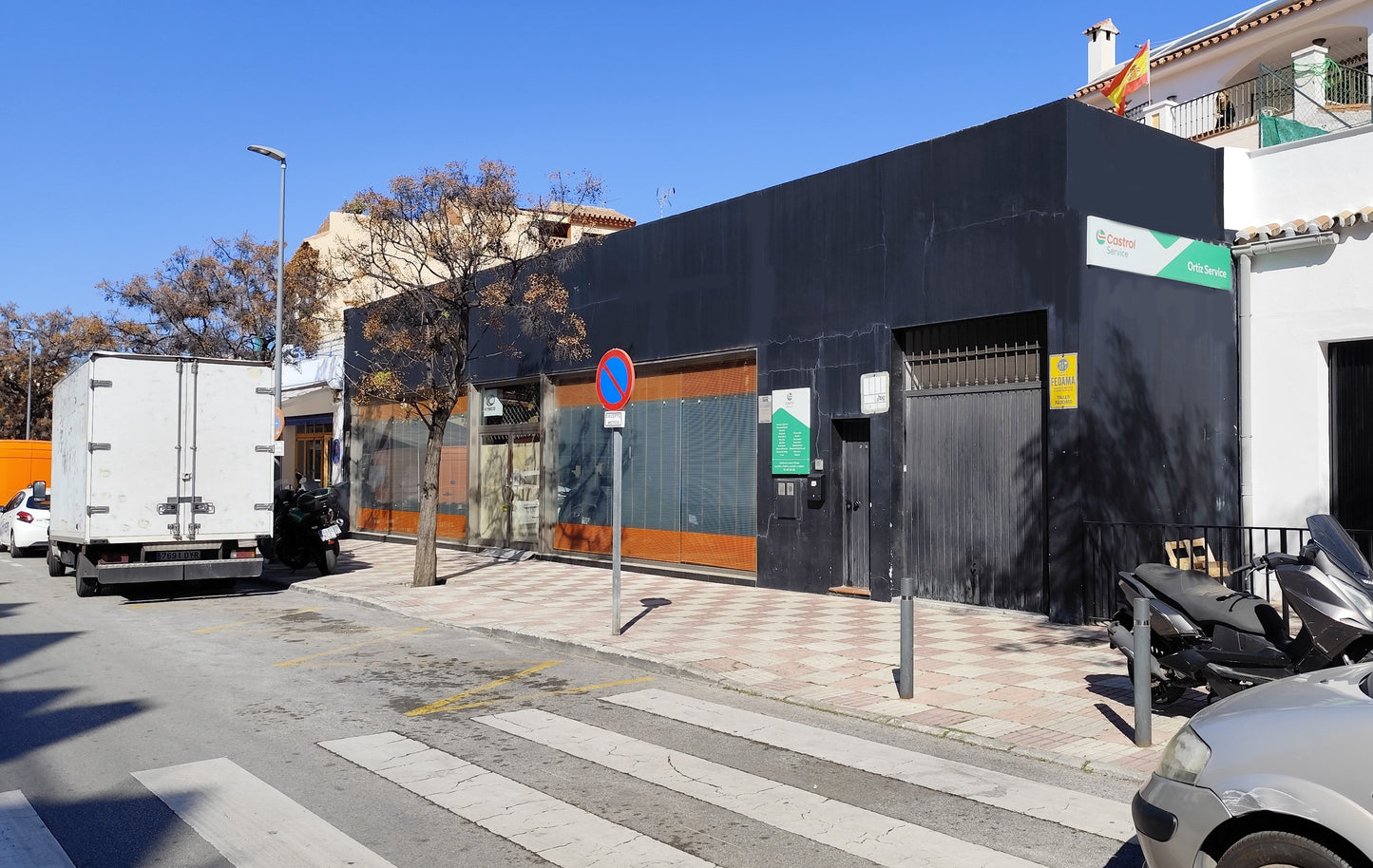 Amplio local en Marbella con muchas posibilidades de negocio