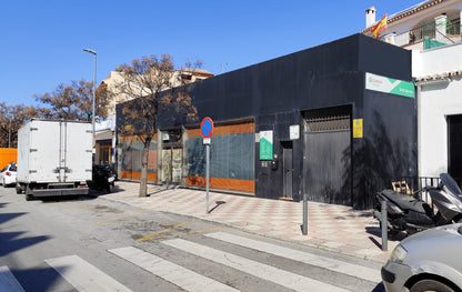 Amplio local en Marbella con muchas posibilidades de negocio