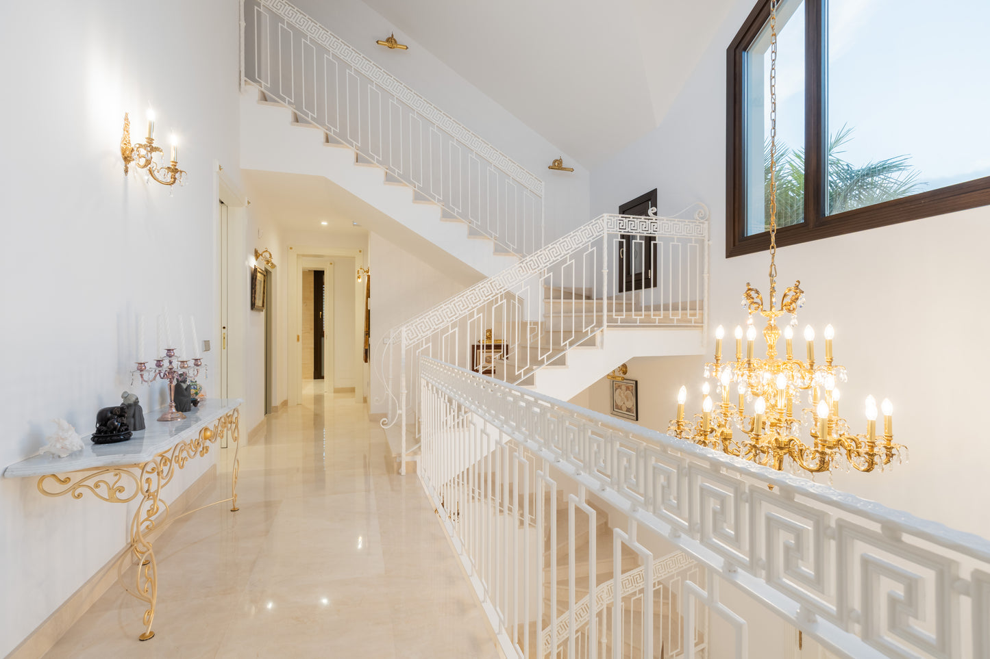 Villa en urbanización Casasola junto a Guadalmina Baja