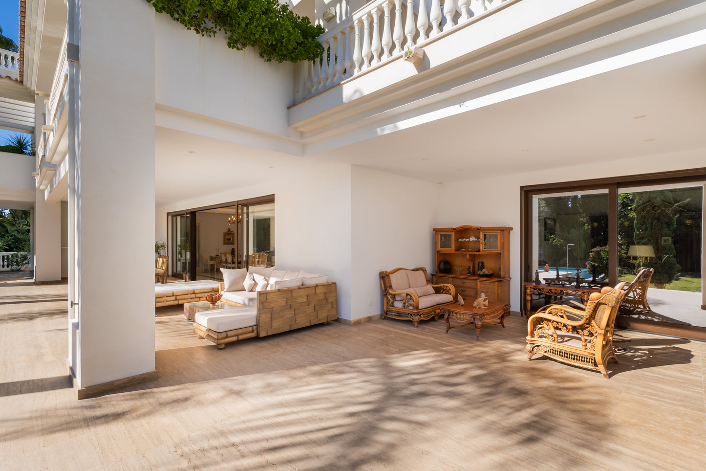 Villa en urbanización Casasola junto a Guadalmina Baja
