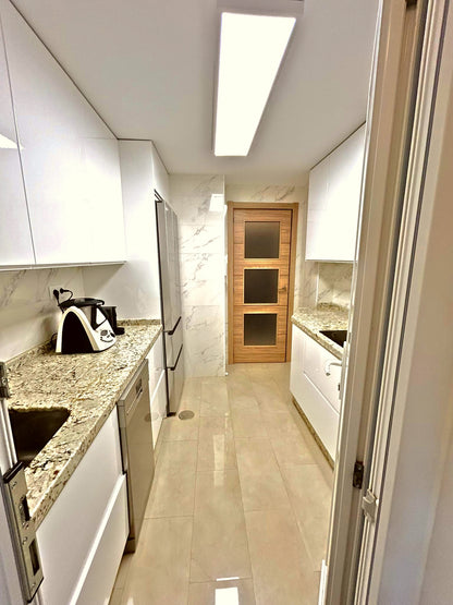 Apartamento reformado con terraza de 70 m²