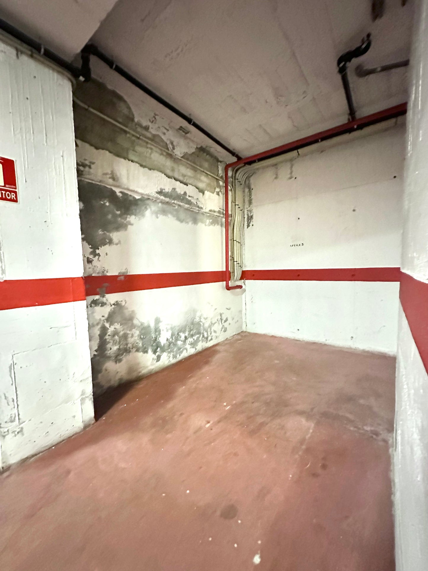 Apartamento de 3 dormitorios con terraza y vistas al mar en Marbella, a pocos metros de la playa