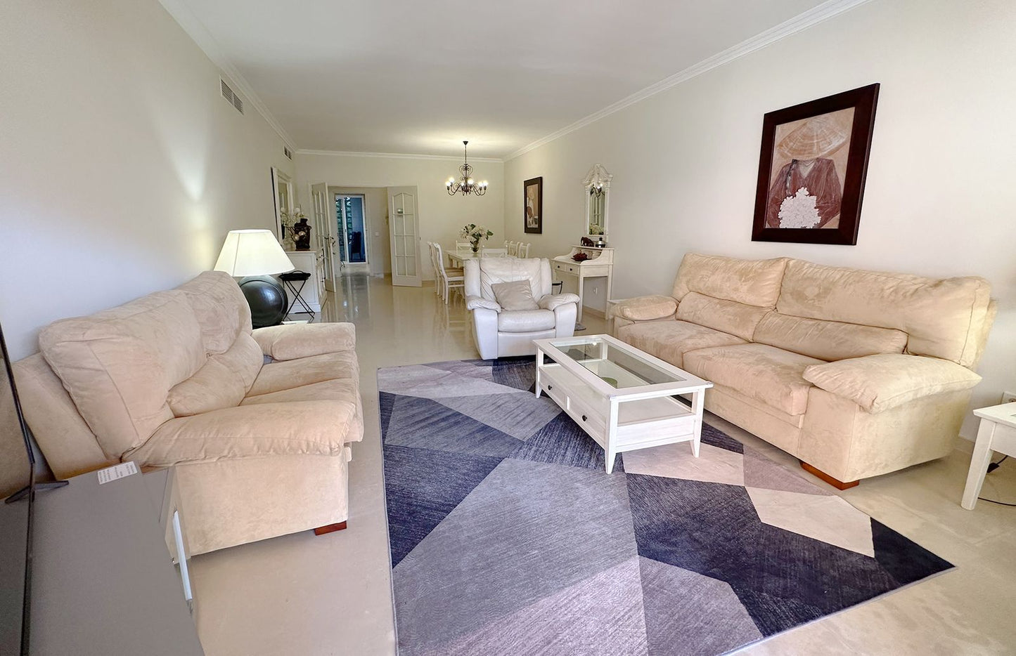 Apartamento en planta baja a pocos minutos de Puerto Banús