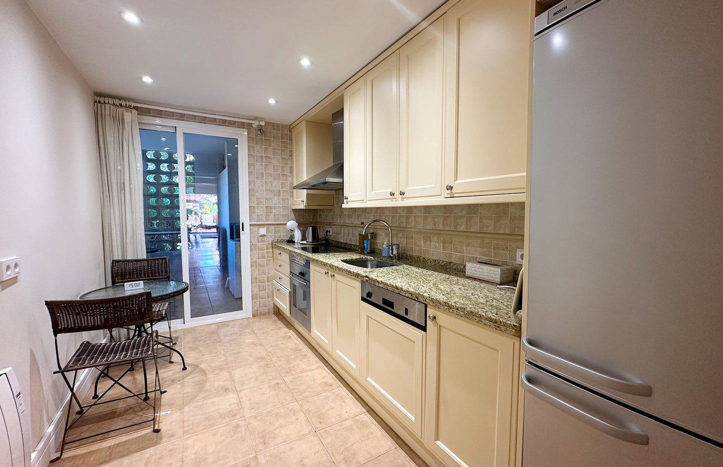 Apartamento en planta baja a pocos minutos de Puerto Banús