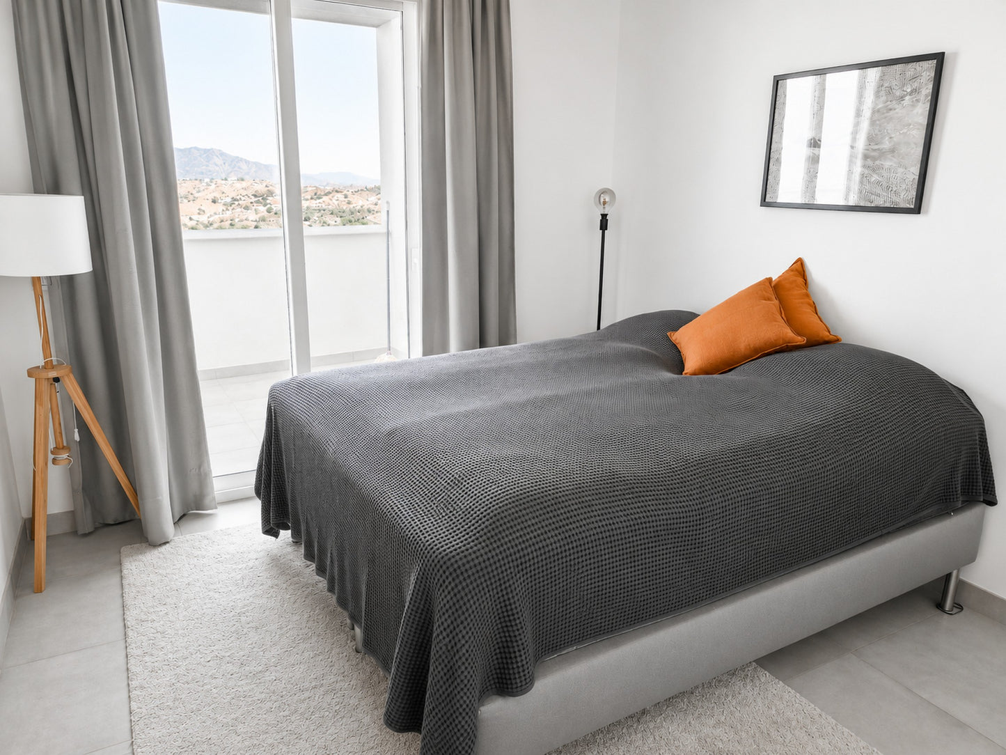 Exclusivo ático con piscina privada y vistas panorámicas al mar en La Cala de Mijas