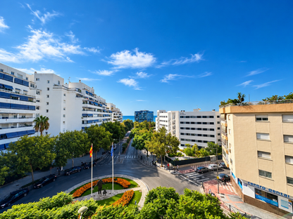 Apartamento con vistas al mar, 4 habitaciones y garaje